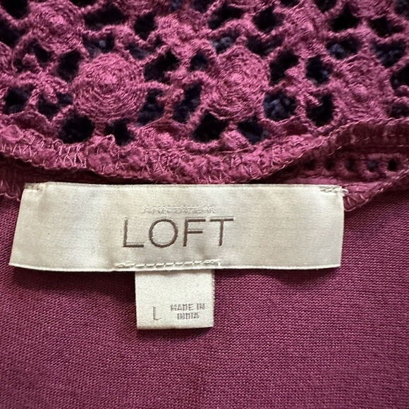 LOFT Top Women Large Crochet Accents V-Neck Peplum Relaxed Casual Boho - Picture 9 of 11